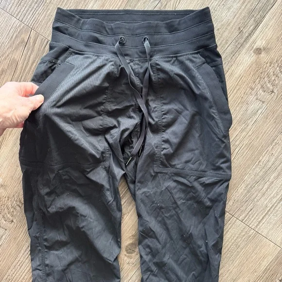 Lululemon Dance Studio Mid-Rise Full Length Pant Black Size 2 - Picture 3 of 5